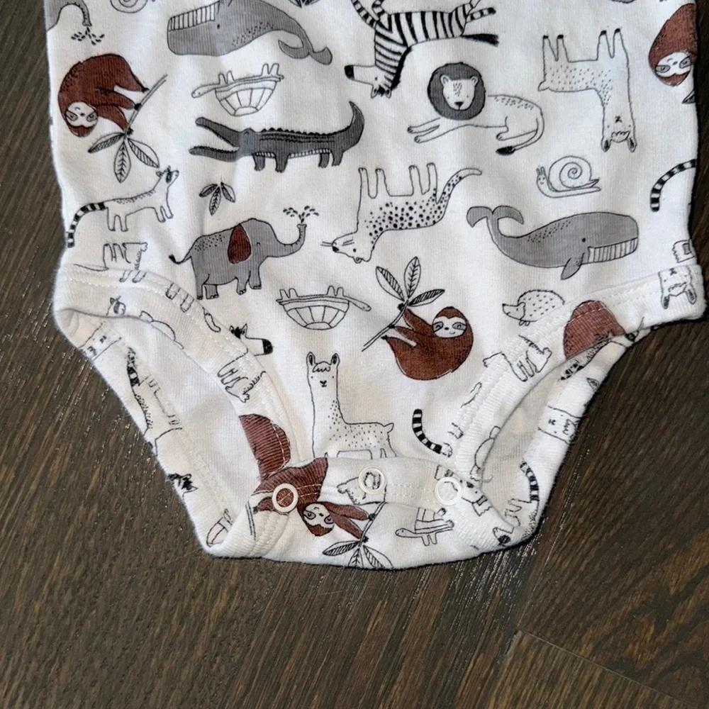 Carter’s Animal Print Onesie and Pull-On Knit Denim Pants Set | 6M